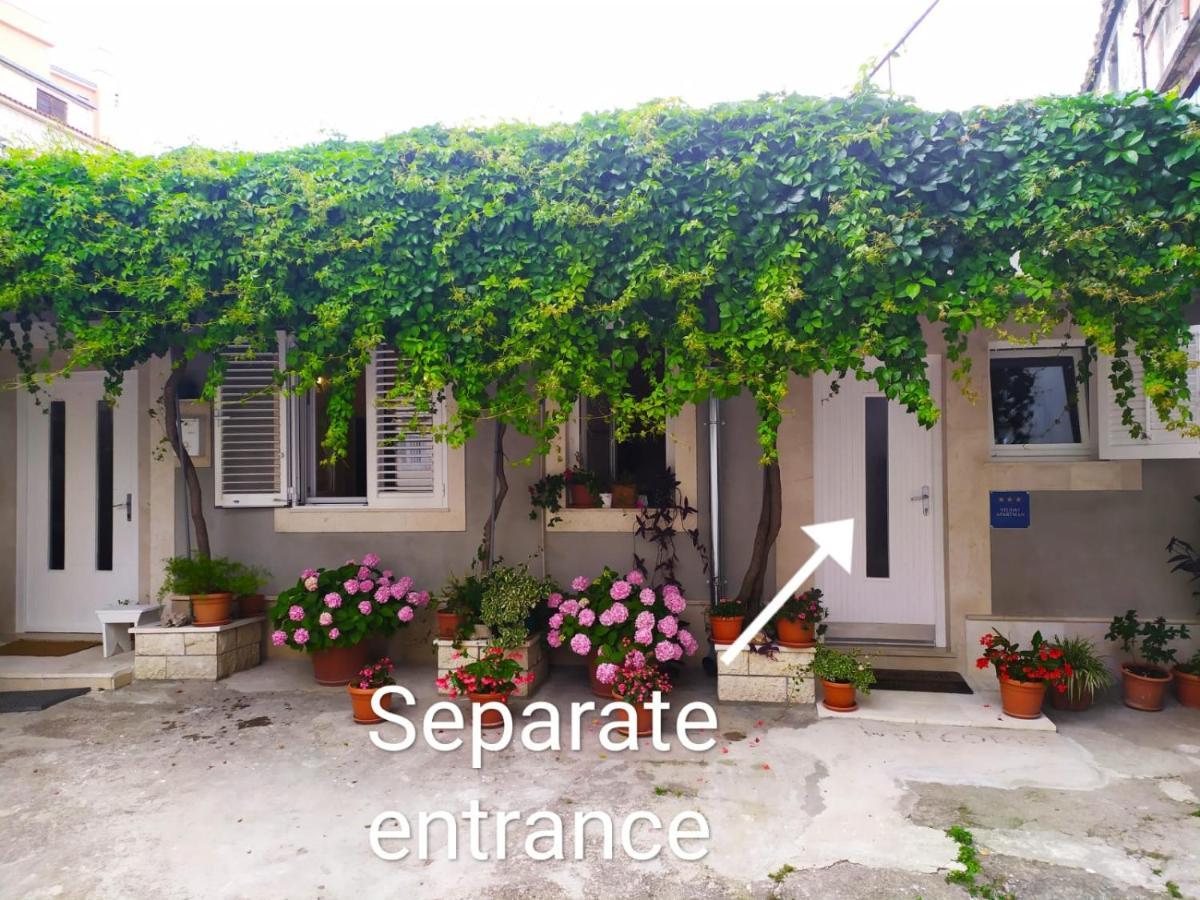 Studio Apartman Lenka سبليت المظهر الخارجي الصورة