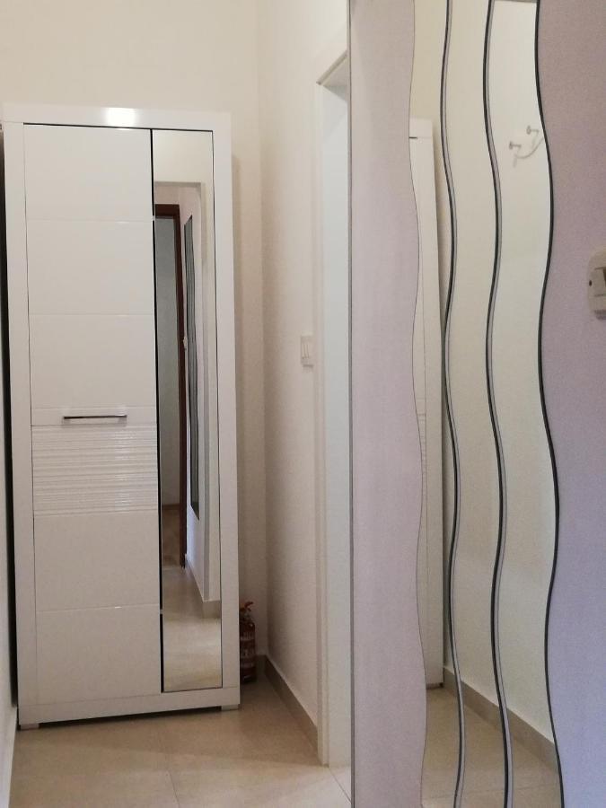 Studio Apartman Lenka سبليت المظهر الخارجي الصورة