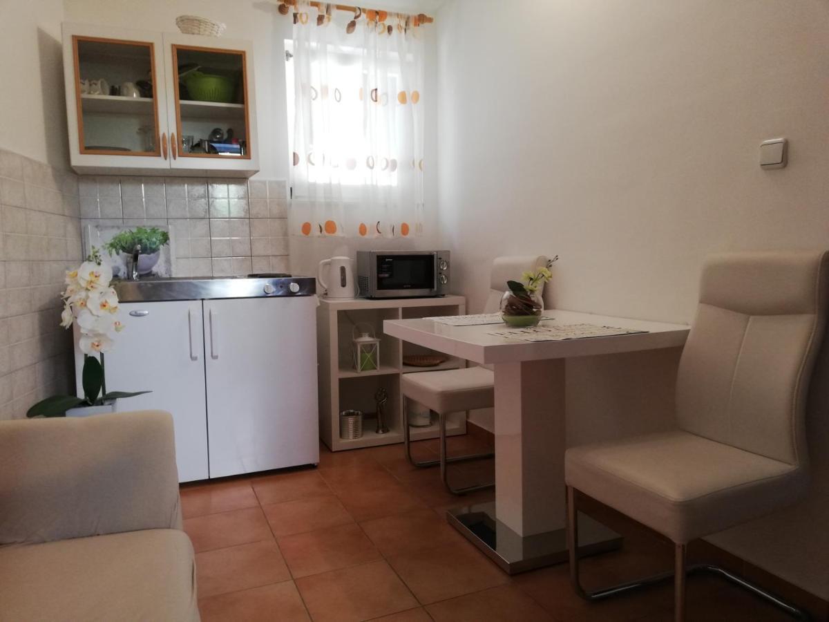 Studio Apartman Lenka سبليت المظهر الخارجي الصورة