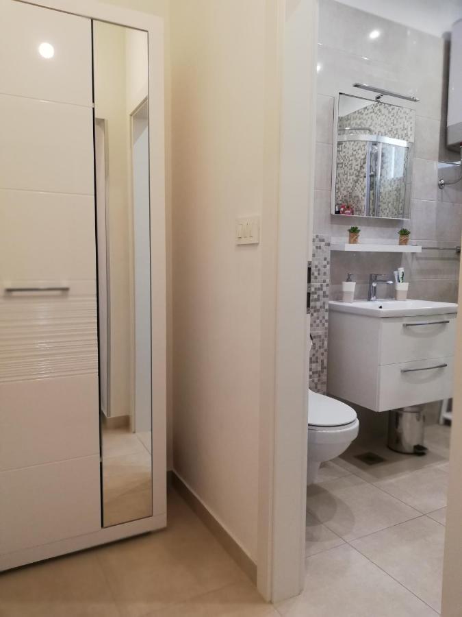 Studio Apartman Lenka سبليت المظهر الخارجي الصورة